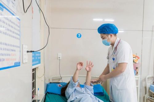 Đột quỵ sau 5 ngày đau đầu