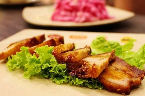 Giá heo hơi hôm nay 12/11: Tiếp tục ổn định; nuôi heo đạt 70% tiêu chí hữu cơ sẽ bảo đảm an toàn dịch bệnh