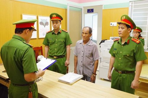 Hai vợ chồng vu khống, bịa đặt, tố cáo sai sự thật bị khởi tố