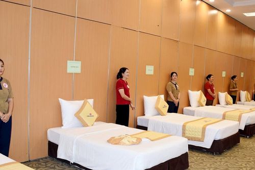 40 thí sinh tham gia Hội thi Nghiệp vụ buồng phòng cấp tỉnh ở Nghệ An