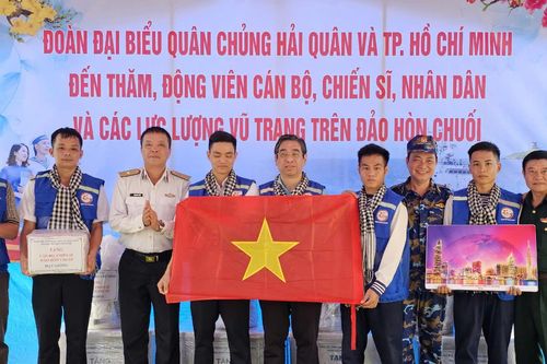 Quân dân trên đảo Hòn Chuối bảo vệ vững chắc biển, đảo phía Tây Nam Tổ quốc