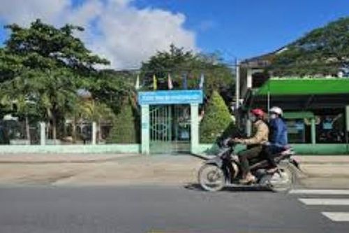 Đề nghị kỷ luật hiệu trưởng vì che giấu, chỉ giải quyết nội bộ việc học sinh đánh nhau
