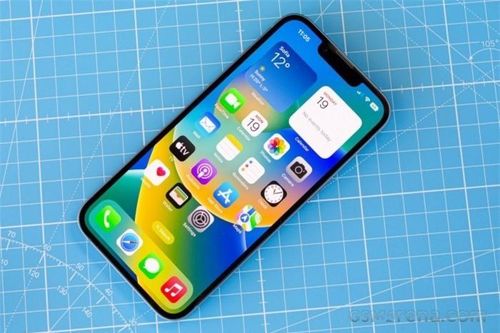 iPhone SE 4 rẻ nhất của Apple lộ diện mô-đun camera 48MP đầy hứa hẹn