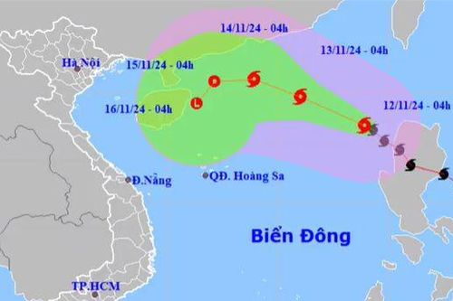 Bão số 8 - Toraji giật cấp 12 trên Biển Đông