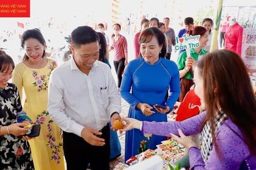 Vun đắp nguồn nội lực thực hiện Cuộc vận động 'Người Việt Nam ưu tiên dùng hàng Việt Nam'