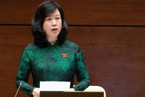 Bộ trưởng Y tế kể chuyện đeo khẩu trang đi mua thuốc kê đơn