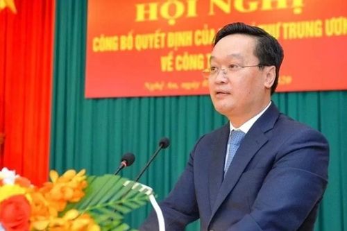 Nhân sự 11/11: Thủ tướng ký quyết định nhân sự Bộ Quốc phòng, tân Bí thư Tỉnh ủy Nghệ An là ai?