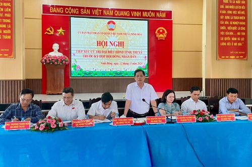 Chủ tịch UBND tỉnh Nguyễn Tấn Tuân tiếp xúc cử tri phường Ninh Đa, xã Ninh Phú, xã Ninh Đông (thị xã Ninh Hòa)
