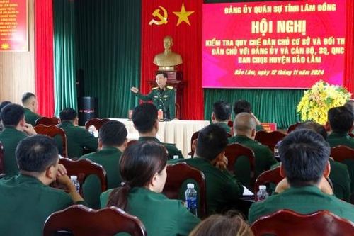 Đảng ủy Quân sự tỉnh đối thoại dân chủ với cán bộ, chiến sĩ