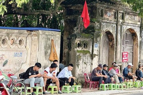 Huế, café cóc