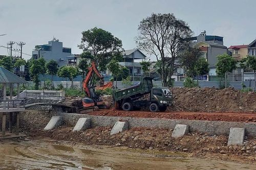 Hà Nội: Một doanh nghiệp 'liên tiếp' trúng 16 gói thầu tại huyện Thanh Trì