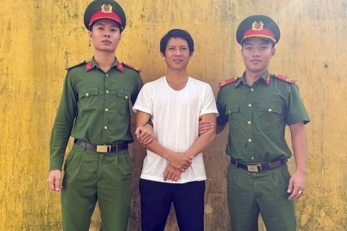 Bắt đối tượng dọa giết người bằng xăng