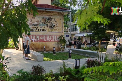 Vườn hoa Cửa Nam thành không gian nghệ thuật
