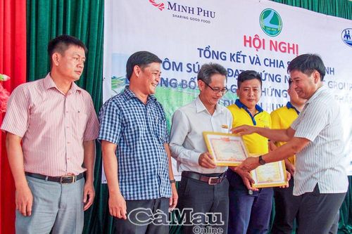 Chia sẻ mô hình tôm sú - lúa đạt chứng nhận ASC GROUP