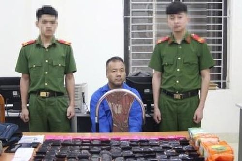 Sơn La: Bắt đối tượng vận chuyển gần 6 kg ma túy