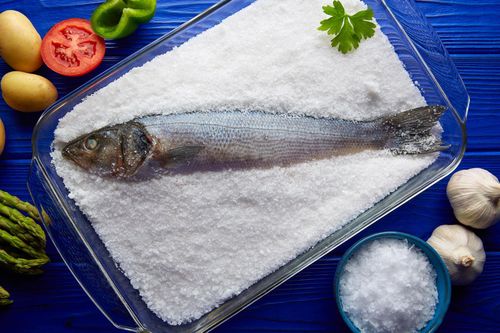 Mẹo giữ cá tươi vài ngày không cần tủ lạnh