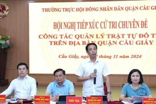 Quận Cầu Giấy: Siết chặt quản lý lòng đường, vỉa hè