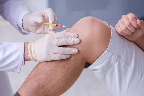 Khi nào cần tiêm thuốc chữa thoái hóa khớp gối?