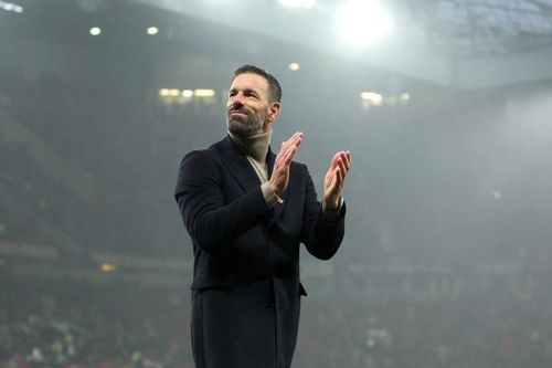 Thông điệp cuối cùng của Van Nistelrooy