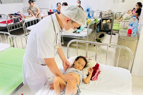 Bé gái 4 tuổi tiên lượng tử vong do căn bệnh không ai ngờ đến