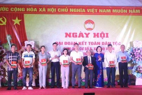 Phát huy sức mạnh đoàn kết, xây dựng cụm dân cư phát triển toàn diện