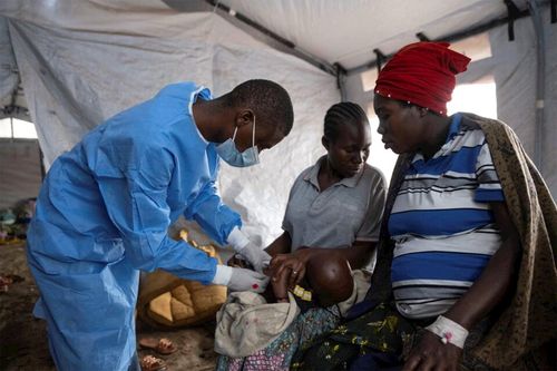 Thiếu vaccine làm chậm tiến độ chống dịch đậu mùa khỉ ở Congo