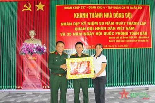 Đoàn Kinh tế - Quốc phòng 337 bàn giao Nhà đồng đội tặng quân nhân có hoàn cảnh khó khăn