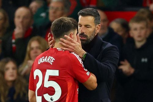 Ruben Amorim đến, Van Nistelrooy đi