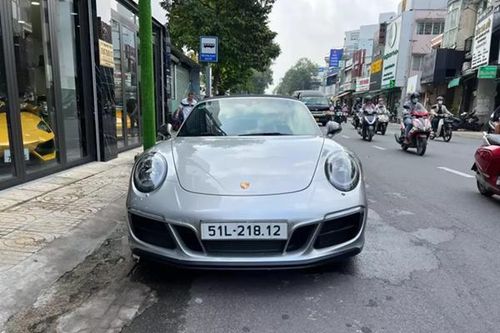 'Vua cà phê' Đặng Lê Nguyên Vũ tậu Porsche 911 Targa 4 GTS