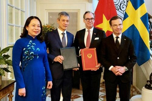 Việt Nam luôn coi trọng củng cố, mở rộng quan hệ hữu nghị truyền thống và hợp tác tốt đẹp với Thụy Điển