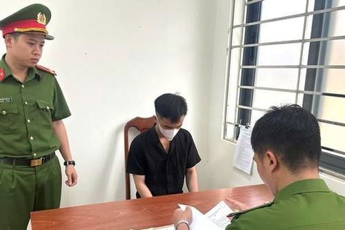 Bắt nam nhân viên 'đánh tráo' trạng thái giao hàng để chiếm đoạt