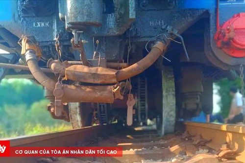 Tàu SE7 trật bánh khỏi đường ray đoạn qua Hà Tĩnh