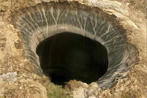 Giải mã bí ẩn những hố khổng lồ trong lớp băng vĩnh cửu ở Siberia