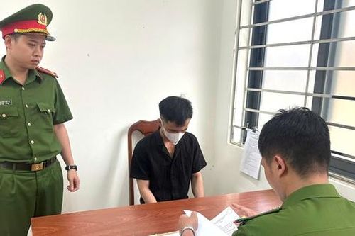 Tạm giam nhân viên công ty chuyển phát nhanh tham ô tài sản