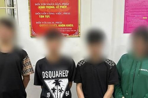 Tạm giữ nhóm đối tượng trấn lột học sinh giữa ban ngày