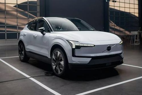 Xe điện Volvo EX30 ra mắt tại Mỹ, đi được hơn 400km một lần sạc