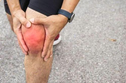 Bị sưng khớp đầu gối nghĩ ngay đến 6 bệnh này