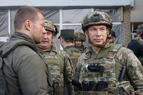 Ukraine chi tiêu mạnh hơn cho sản xuất vũ khí