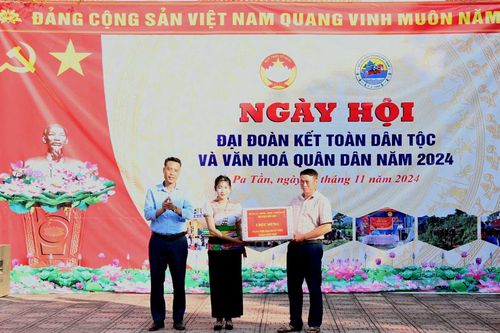 Ngày hội Đại đoàn kết toàn dân tộc và văn hóa quân dân bản Pa Tần 2 năm 2024
