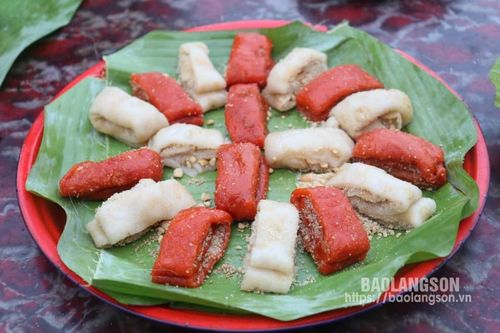 Mộc mạc bánh Poóc Sang Văn Lãng