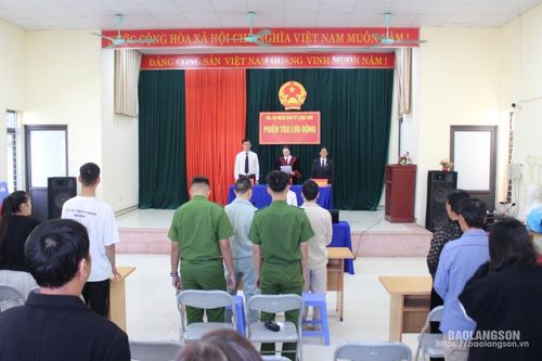 Thành phố Lạng Sơn: Xét xử lưu động hai vụ án hình sự