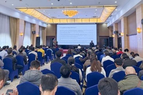 Tập huấn tuyên truyền về chiến lược phát triển thương mại trong nước và quyền con người ở Việt Nam