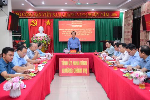 Đồng chí Chủ tịch UBND tỉnh kiểm tra tiến độ thực hiện Dự án Xây dựng Trường Chính trị tỉnh