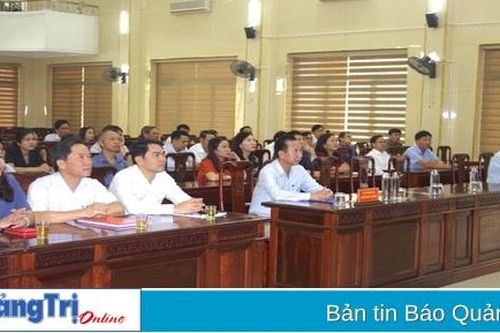 Cập nhật kiến thức cho cán bộ, đảng viên đối tượng 5 trên internet