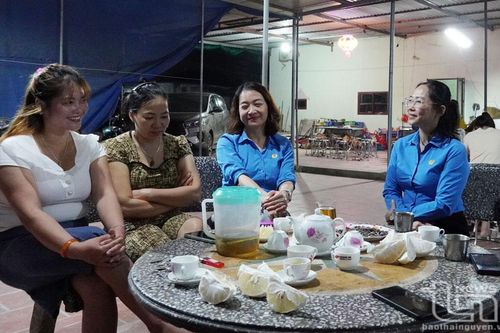 Nỗi niềm công nhân xa nhà