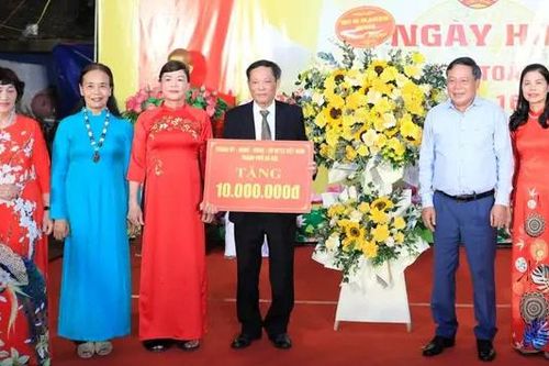 Lãnh đạo thành phố dự Ngày hội Đại đoàn kết
