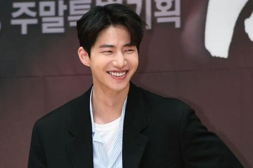 Sao Hàn 13/11: Nguyên nhân qua đời của tài tử Song Jae Rim, IU kiện 180 người