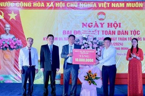Rộn ràng Ngày hội Đại đoàn kết tại thôn Đoài, xã Phú Minh (huyện Sóc Sơn)