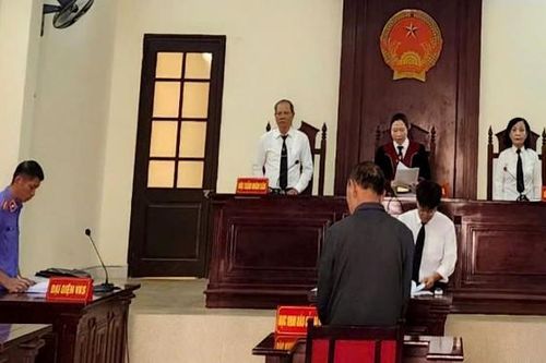 Bị bệnh ung thư, người đàn ông mua ma túy về để giảm đau