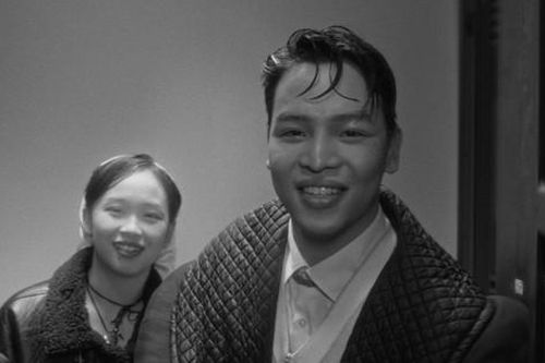 Giải Cứu Anh 'Thầy': Phim 'hài đen' hiếm hoi của điện ảnh Việt Nam ra rạp